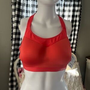 Victoria’s Secret sports bra 36C